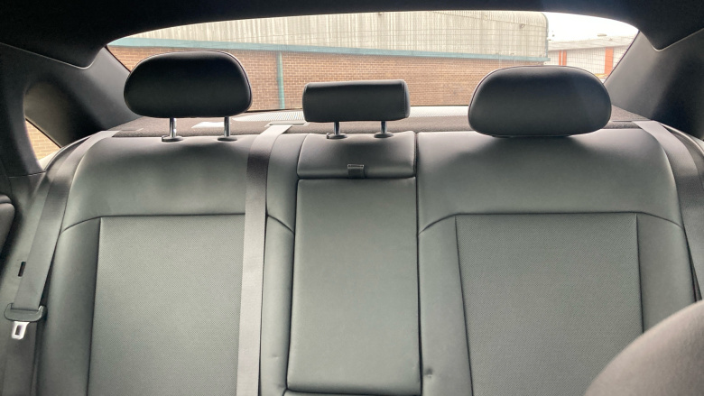 Hyundai IONIQ 6 239kW Ultimate 77kWh 4dr AWD Auto Electric Saloon